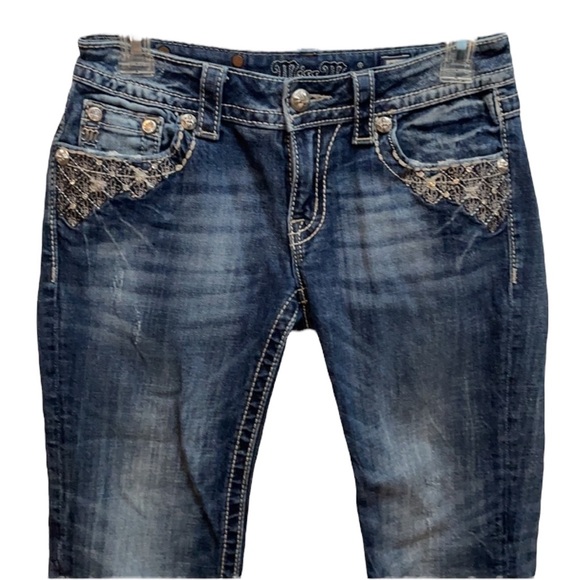 Miss Me Cuffed Capris - Picture 7 of 9